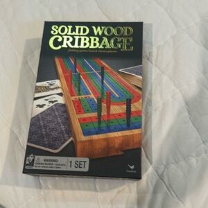 NWOT Solid Wood Cribbage Game